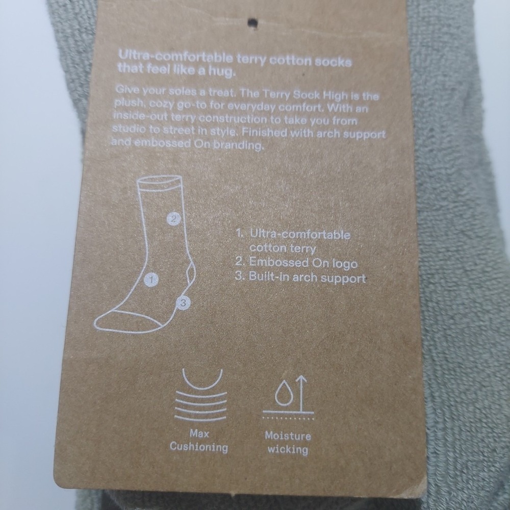 1 Pair Unisex Size S - W8-10.5 / M 7-9 - On Cloud Terry Socks High Desert Green - Picture 4 of 5